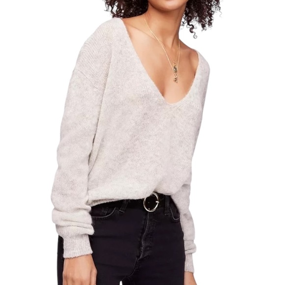 Free People Gray & White Gossamer Alpaca Oversized V-Neck Sweater - S + - Picture 4 of 15